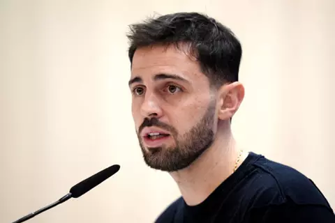 برناردو سيلفا: لسنا في نفس المكان المظلم.. ونتطلع للعب مباراة جيدة أمام ريال مدريد